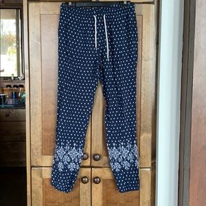 Summer beach joggers